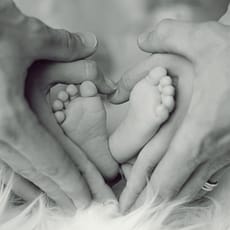 Birth Labor Doula BW Heart 1 Main